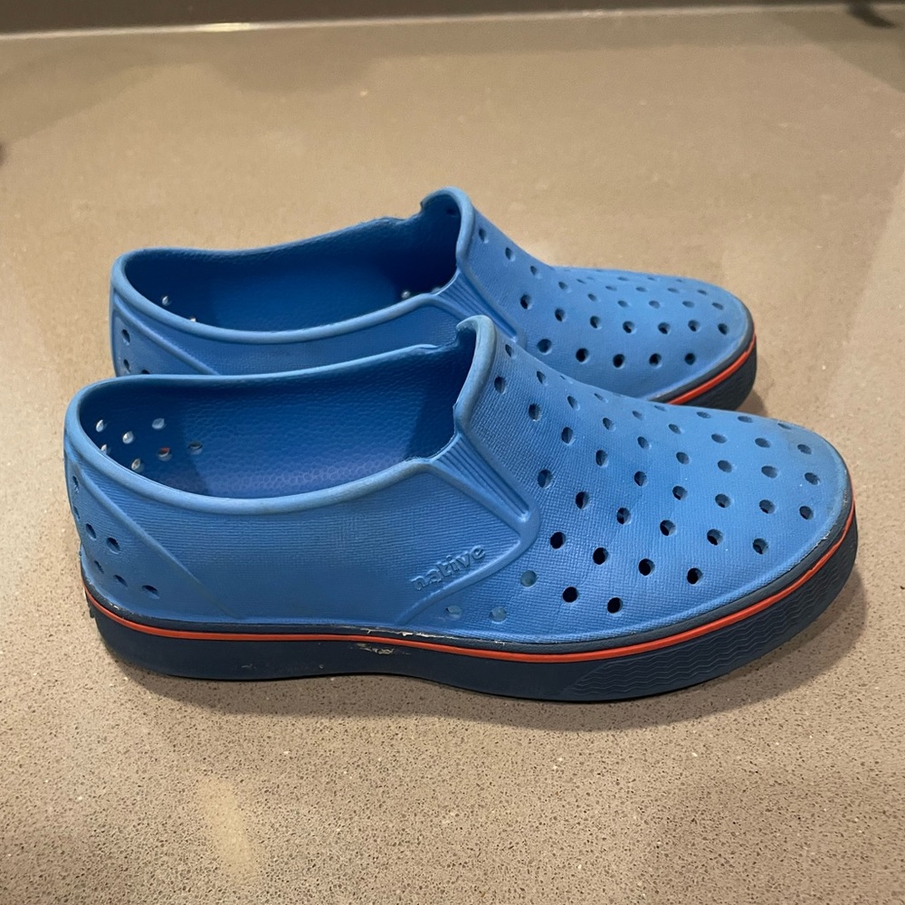 Native Miles shoes size C11